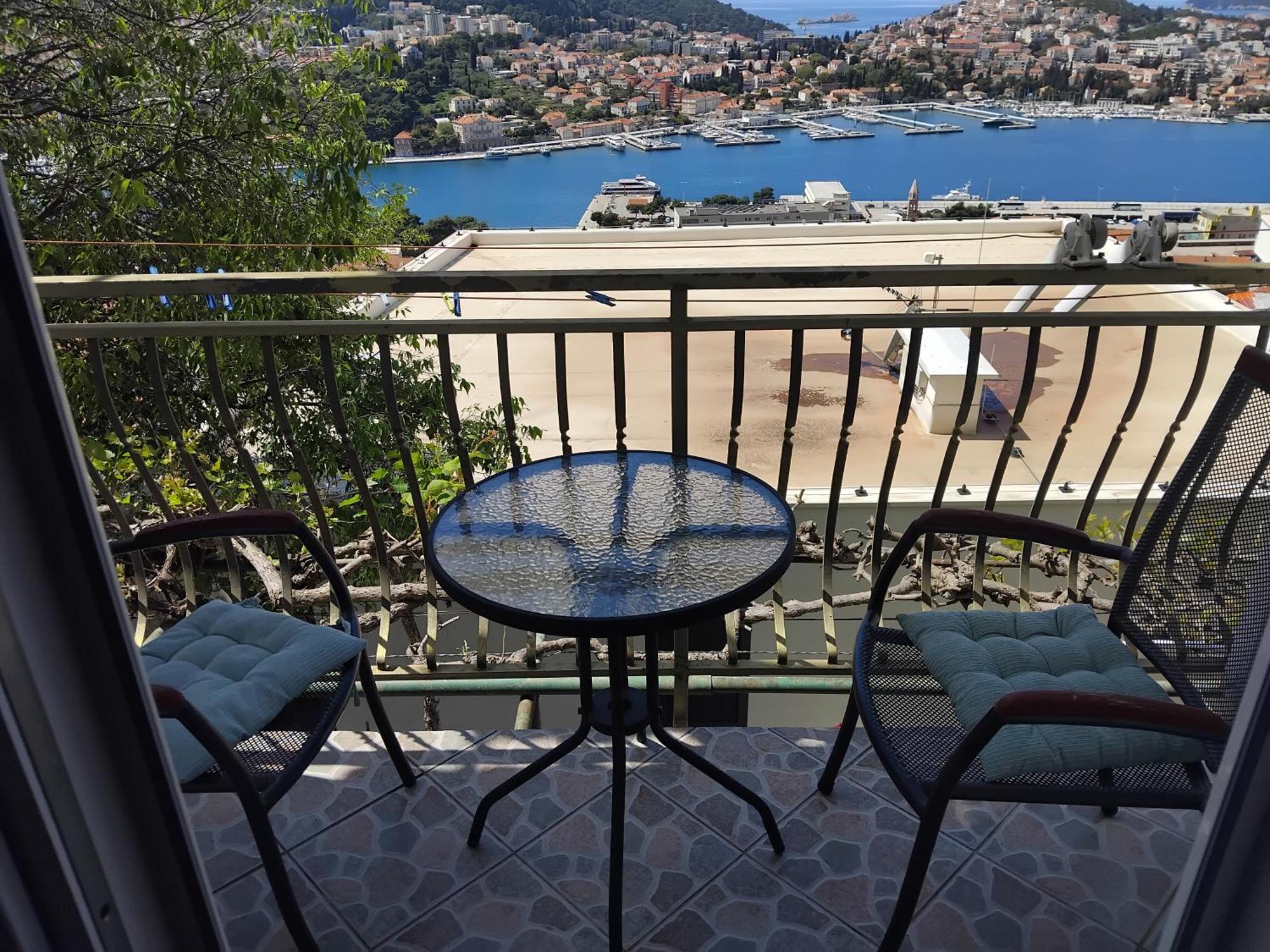 Rooms Anela With Large Common Tarrace And Beautiful Sea View Дубровник Екстериор снимка