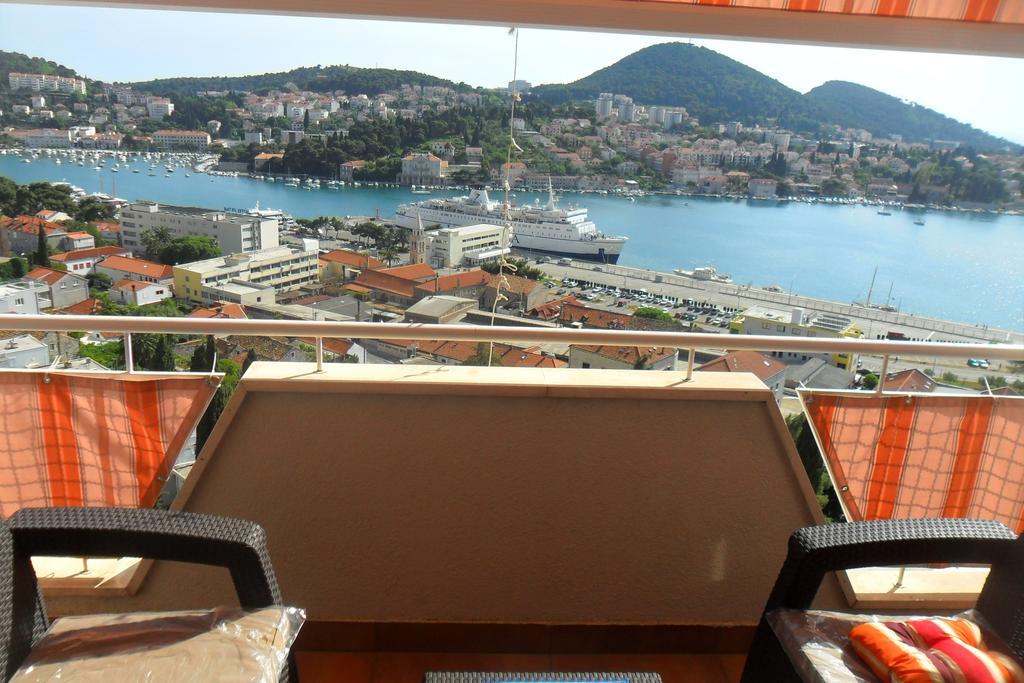 Rooms Anela With Large Common Tarrace And Beautiful Sea View Дубровник Стая снимка