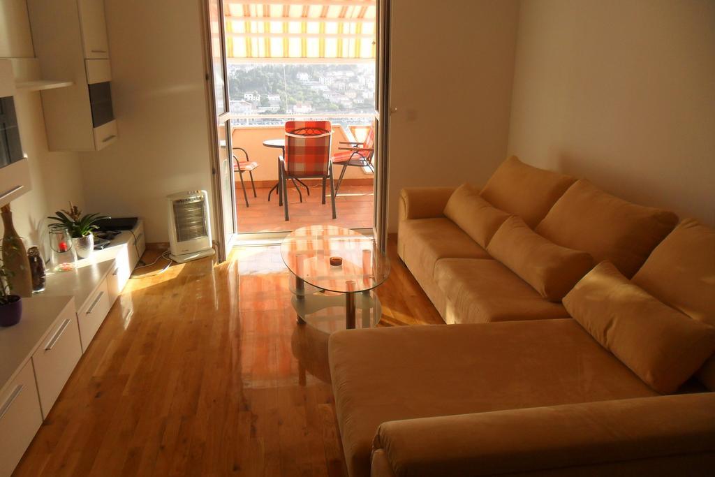 Rooms Anela With Large Common Tarrace And Beautiful Sea View Дубровник Стая снимка