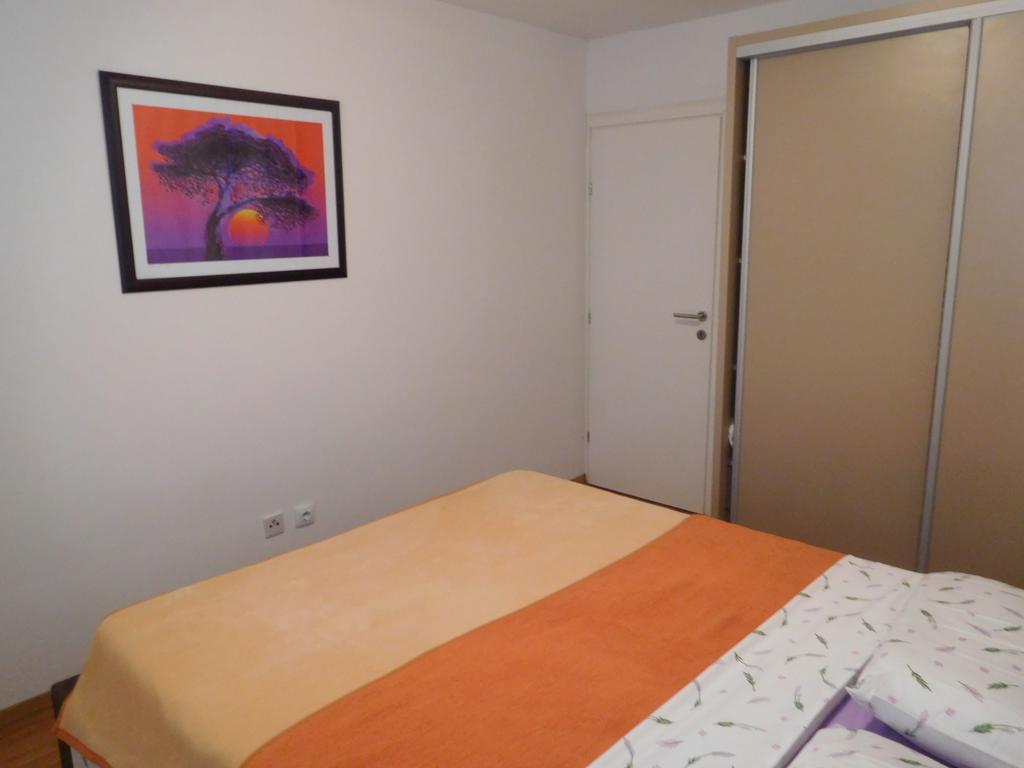 Rooms Anela With Large Common Tarrace And Beautiful Sea View Дубровник Екстериор снимка