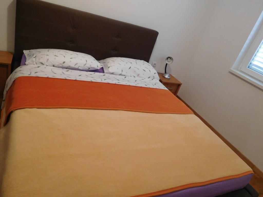 Rooms Anela With Large Common Tarrace And Beautiful Sea View Дубровник Екстериор снимка